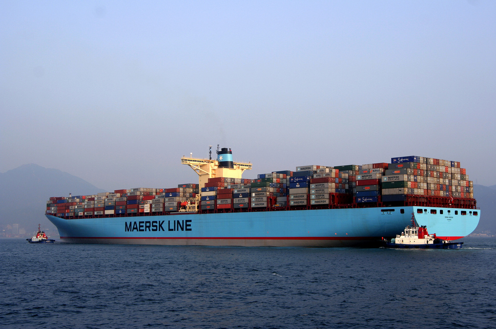 Правительство Татарстана подписало соглашение с компанией Maersk о совместном развитии контейнерных перевозок